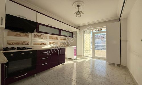 Yasa'dan Karaka Mah. 4. Kat 3+1 Batı Cephe Cadde Yakını !!