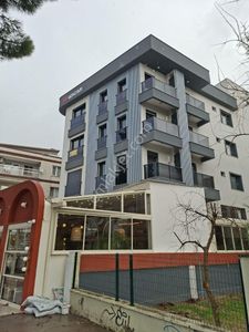 Güneş'ten Şirinyer İzban Karşısı 1+1 40m 2. Kat Balkon Asansör Açık Mutfak