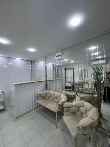 Gaziemir'de İşlek Lokasyonda Devren Kiralık Kuaför Salonu!!!