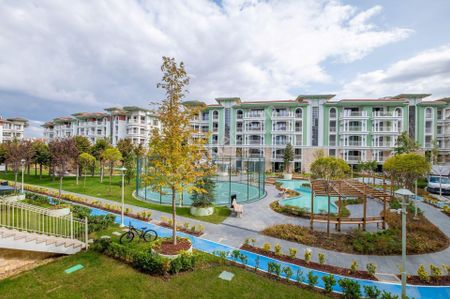 Florya Evleri Emlak Konutta Geniş Metrekareli 4,5+1 Arakat