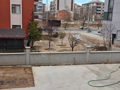 Kontv Bina Arkası Emirgazi’de 3+1 Satılık Daireler!