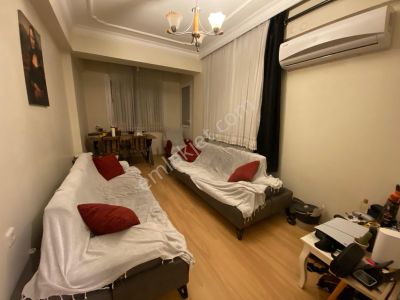 Yeşilyurt Mit. Loj. Karşısı Otoparklı Genç Bina'da Köşe 1+1