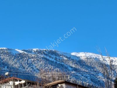 Kar Emlaktan Akçatekir Esentepede Çevre Duvarı Yapılı 960 M2 Satılık Arsa