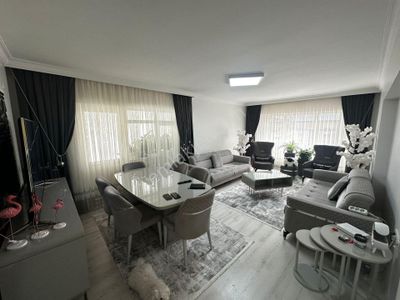 Pursaklar Kalecik Emlak'tan Merkez'de K.teras Balkonlu Emsalsiz 6+1 Dublex