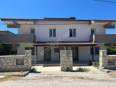 Çeşme'de Fırsat Satılık İki Villa