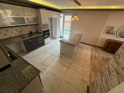 Yayla'da Full+full Yapılı Genç Binada 5+1 Dubleks Daire!