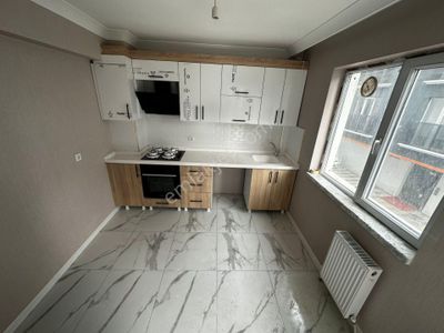 M.kemal Mahallesi Okullar Bölgesi 2+1 Ara Kat 110 M2 Daire