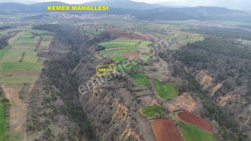 Konya / Doğanhisar / Kemer Mahallesinde 666 M² Müstakil Tapulu Tarla