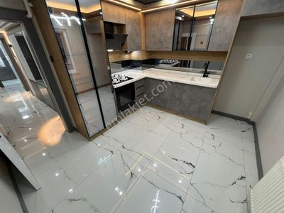 Sincan Plevne Mh'de Ultra Lux Yapılı Ebeveyn B. Giyinme Odalı Satılık Daire