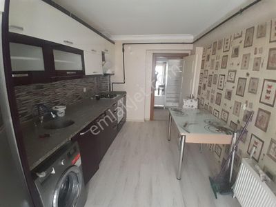 Ankara Keçiören Kanuni Mah Katta Asansörlü Ebeveyn Banyolu Daire