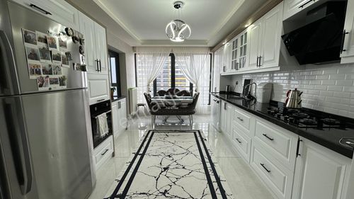 Pursaklar Mehmet Zengin Emlak'tan Hastane Yakını 13.kat 4+1 Ultra Lüks Sitede Daire