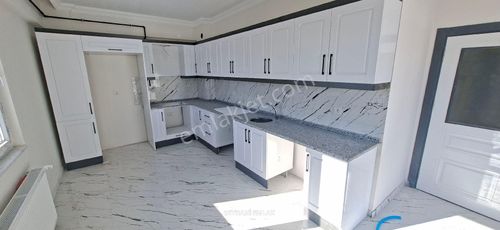 Develi Harman Mahallesi'nde Satlık Geniş 3+1 Lüks Daire