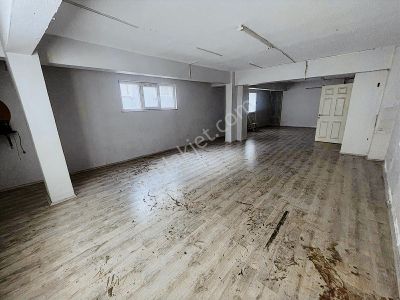 Gaziosmanpaşa Havuzbaşı Sanayide Kiralık 190m2 Atölye-imalathane