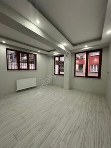 Gaziosmanpaşa Bağlarbaşı 3 Yıllık Bina Kapalı Mutfak 1+1