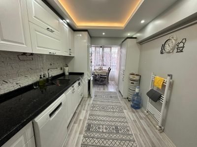 Gümüşkardeşler Emlakta Duru Tıp Yakını Katta Fulyapılı 3+1 Daire