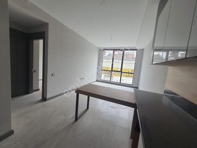 Adliye Hastane Merkezi Konum Kiralık Lüx Rezidans 1+1 Daire-ofis