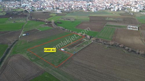 B&u Gayrimenkul'den İmara Yakın Konumda Yolu Olan Arazi