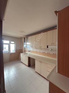 Mç Emlak'tan Mareşal Çakmak Mahallesin'de 3+1 Satılık Daire