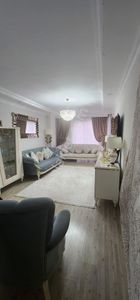 Üç Kardeşler'den İsmetpaşa Mh Site İçi'nde 2+1 Asansörlü Otoparklı Daire