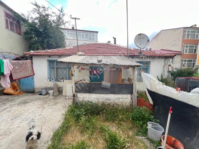 Akyüz Gayrimenkul Den; Ataturk Mah De 282 Mt2 Satılık Mustakıl Evlı Arsa