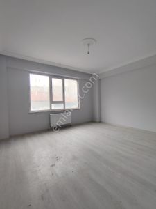 Yıldıztepe Mahallesi Halk Caddesi Yakını Satılık Amerkan Mutfaklı 2+1 Daire