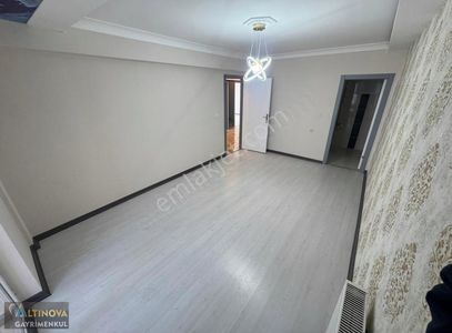 Keçiörende Cadde Üzeri Fırsat Dairesi 4+1 Geniş Daire