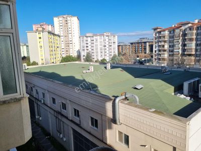 Çorlu'da 24 Saat Güvenlikli Sitede Kiralık Kombili 3+1 Daire