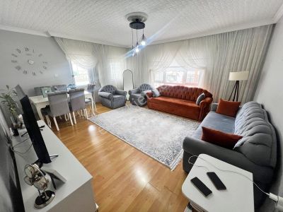 Taşcılar'dan Hakan Akbıyık Okulu Yanı 3+1 Yapılı Fırsat Daire