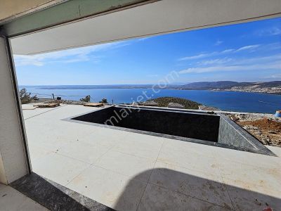 Didim Akbük'te Muhteşem Deniz Manzaralı Lüx Havuzlu Villalar
