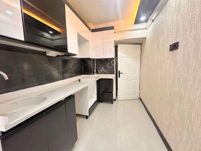 Şafak'tan Çiçekli'de 2+1 Orta Katta Ultra Lüks Yapılı Orta Kat!