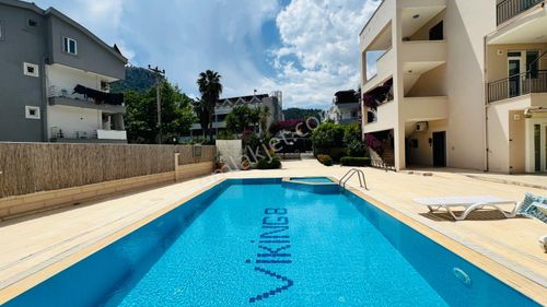 Kemer Merkezde Geniş 4+1 Satılık Bahçe Dubleks Daire