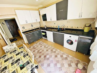 Ekin Mahallesinde Geniş Çift Balkonlu Katta 3+1 Satılık Daire !!