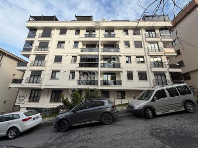 Plusofis Emlak Küçükyalı Çınar Kiralık Daire