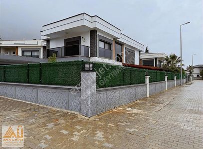 Kuşadası'nda Fırsat Ultra Lüks Villa