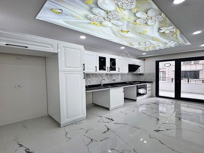 Cadde34'den Esenyurt Meydan Doğan Araslının Dibinde Sıfır 3+1 Tek Daire Üzeri 145 M2 Satılık Daire