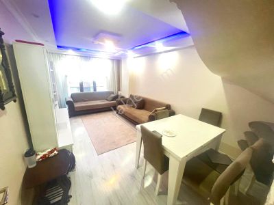 Sefaköy Merkez'de 4+1 150m2 İskanlı Kredili Satılık Dublekss..