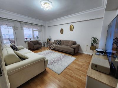 Remax Ekspres ' Ten Yakuplu Da Satılık Modern 3+1 Satılık Daire