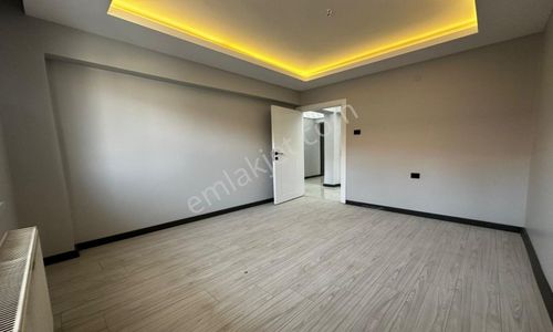 Bölük Caddesi Yakını Katta Yapılı 3+1 Fırsat