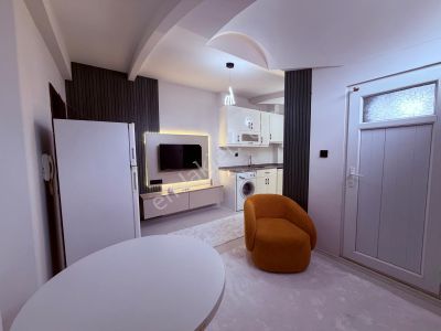 Paü ‘ Ye Yakın Ayrı İki Tane Kira Getirili Lüx Satılık Tek Tapu Çift Apart