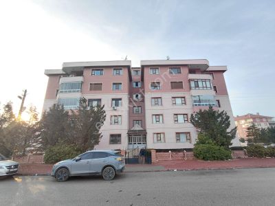 Emrah Çiftci'den Selçuklu Yazır Mah.beyhekim Cad.yanı Kiralık 3+1 Arakat Kombili Daire