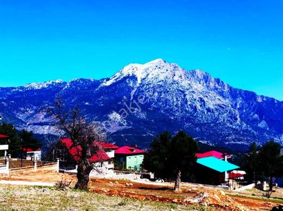 Kar Emlaktan Yenikonacık Efes Sitesi Altında 400 M2 Satılık Arsa