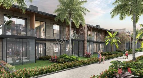 Antalya Döşemealtı Suncity 'de 1+1 Bahçe Katı Havuz Manzaralı Satılık Daire
