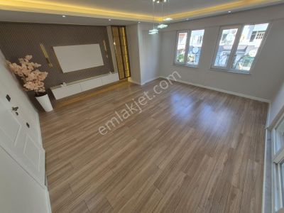 Poyraz Gayrimenkul'den Akçay Merkez'de Şık Tasarımlı Arakat 3+1 Daire