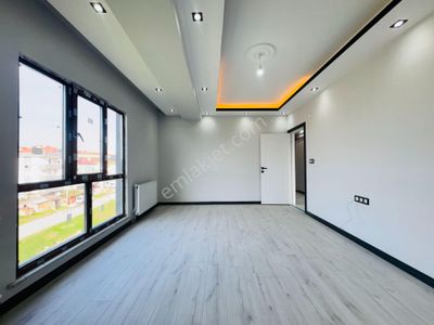 Güven'den Kapaklı'da Okullar Bölgesinde Caddeye Yakın 2+1 Daire