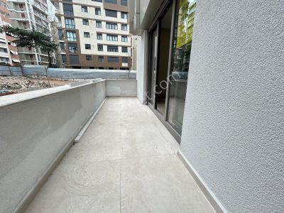 Sudiye'de Sıfır Bağdat Caddesine Yürüme Mesafesin De Balkonlu Net 65m2 2+1