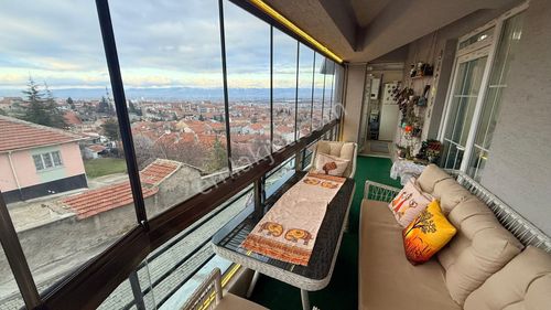 Şehir Manzaralı Geniş Evim Satılık