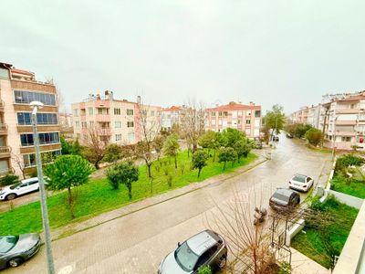 ▶ ▶akçay Körfez'den Ön Cephe Ara Kat Ayrı Mutfaklı 2+1 Satılık Daire