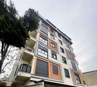 Adnan Kahveci Metroya Yürüme Panjurlu 4+1 Teraslı - İskanlı Dubleks