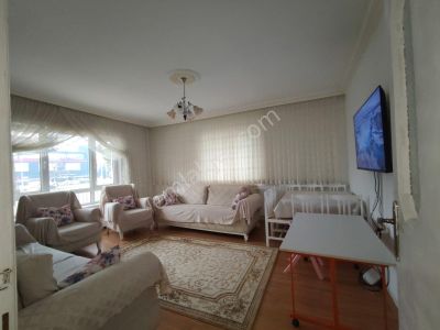 Yılmaz Gayrimenkulden Sıncan Merkezde Kacırılmayacak 3+1 Fırsat Dairesi