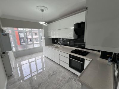 Sincan Selçuklu Mh.'de 3+1 Bağımsız 2.orta Kat Full Yapılı Satılık Daire